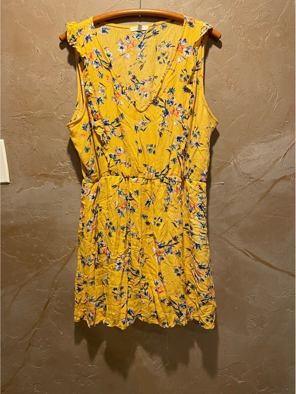 Maurices Women's XL Yellow Floral Sleeveless Dress with V-Neck and Lining